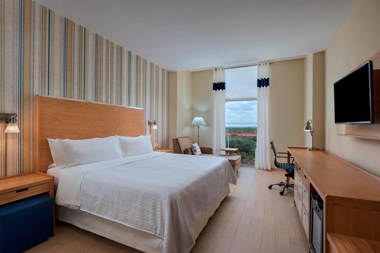 Four Points By Sheraton Cancun Centro Zewnętrze zdjęcie