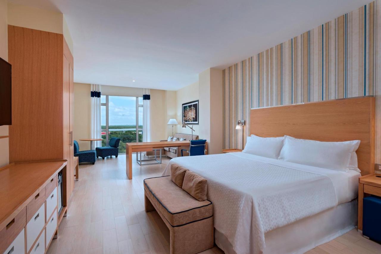 Four Points By Sheraton Cancun Centro Zewnętrze zdjęcie