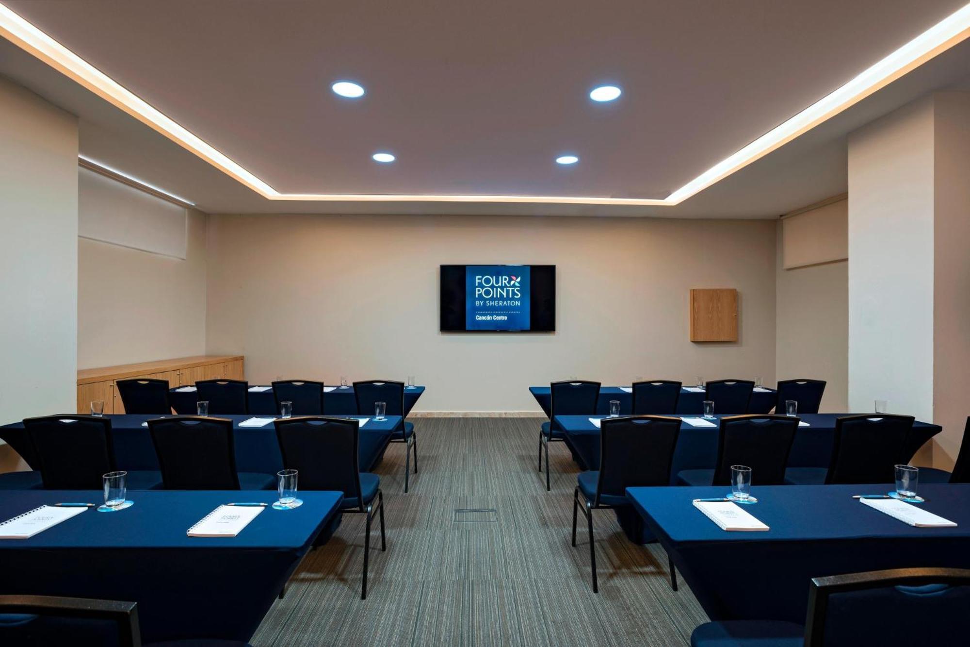 Four Points By Sheraton Cancun Centro Zewnętrze zdjęcie