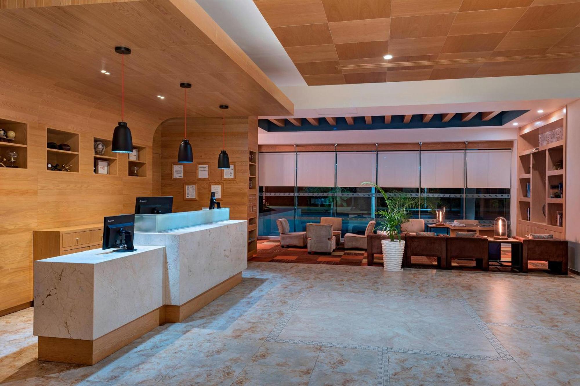 Four Points By Sheraton Cancun Centro Zewnętrze zdjęcie